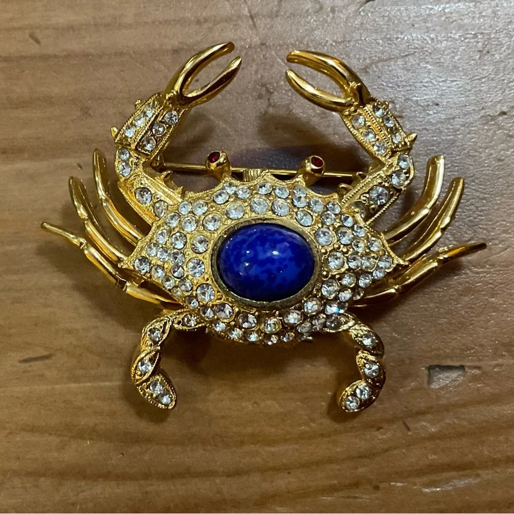 Kenneth Jay Lane: Crab blue Lapis gold/plated clear rhinestones watch brooch/pin
